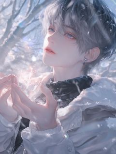 青梅旧梦霜满枝